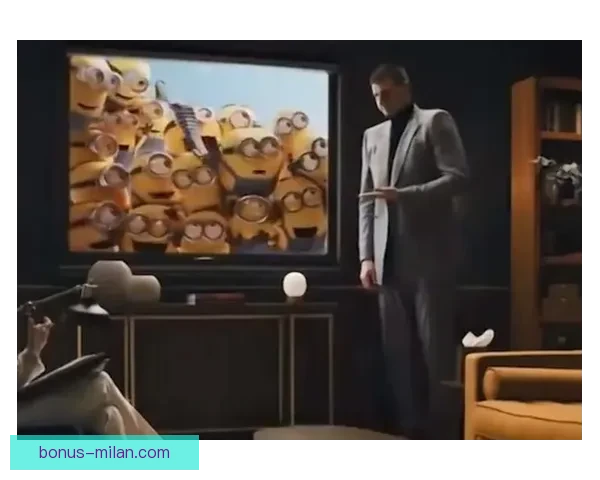 约基奇赛后穿小黄人拖鞋接受采访 曾化身格鲁角色展现幽默风采