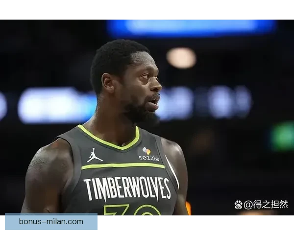 兰德尔个人生涯总篮板突破7000大关 创下重要里程碑